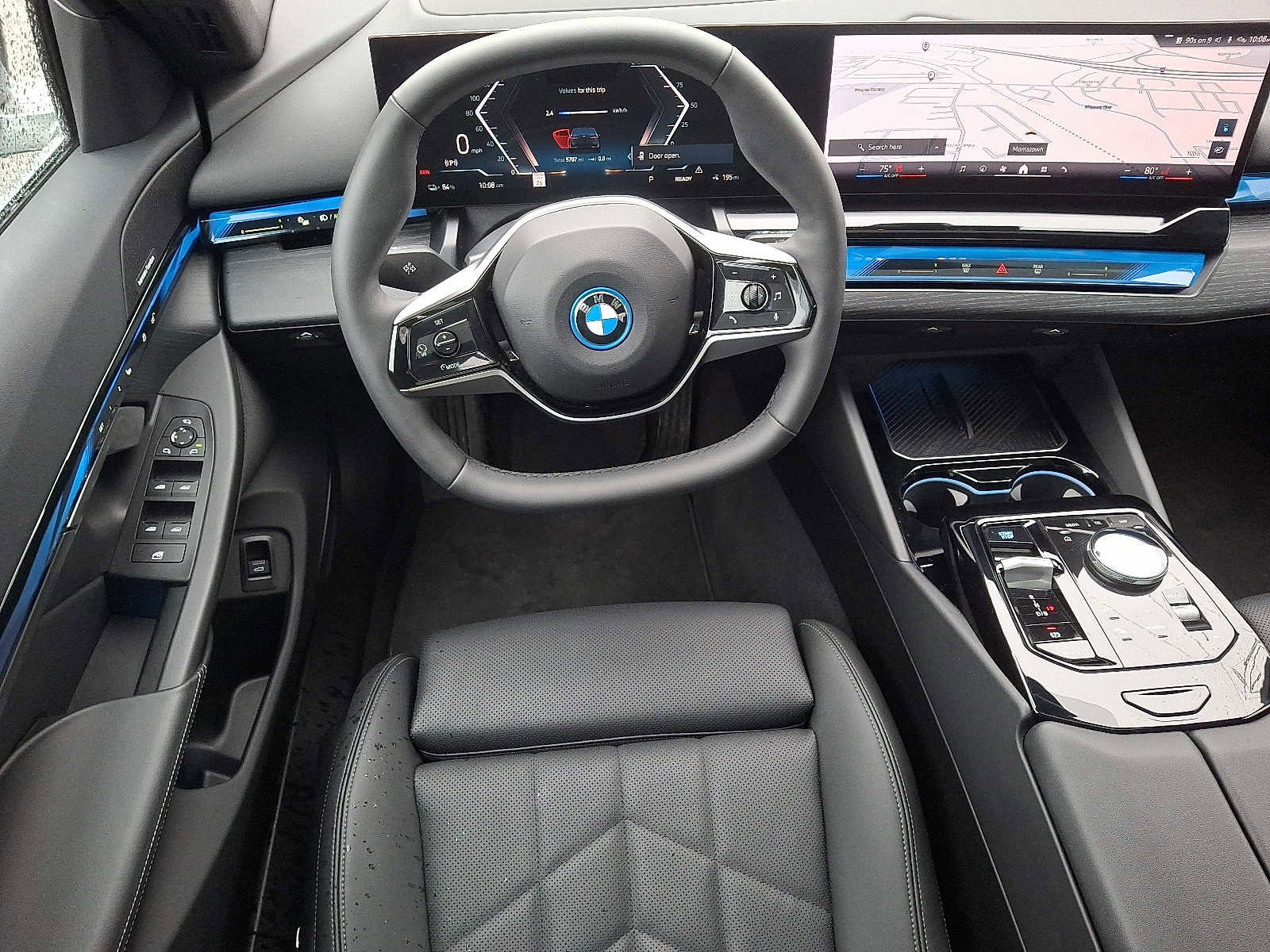 Used 2025 BMW i5 xDrive40 w/ Premium Package image 11