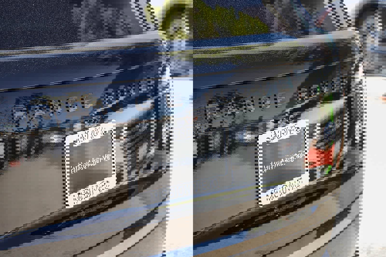 Used 2024 Land Rover Range Rover SV image 8