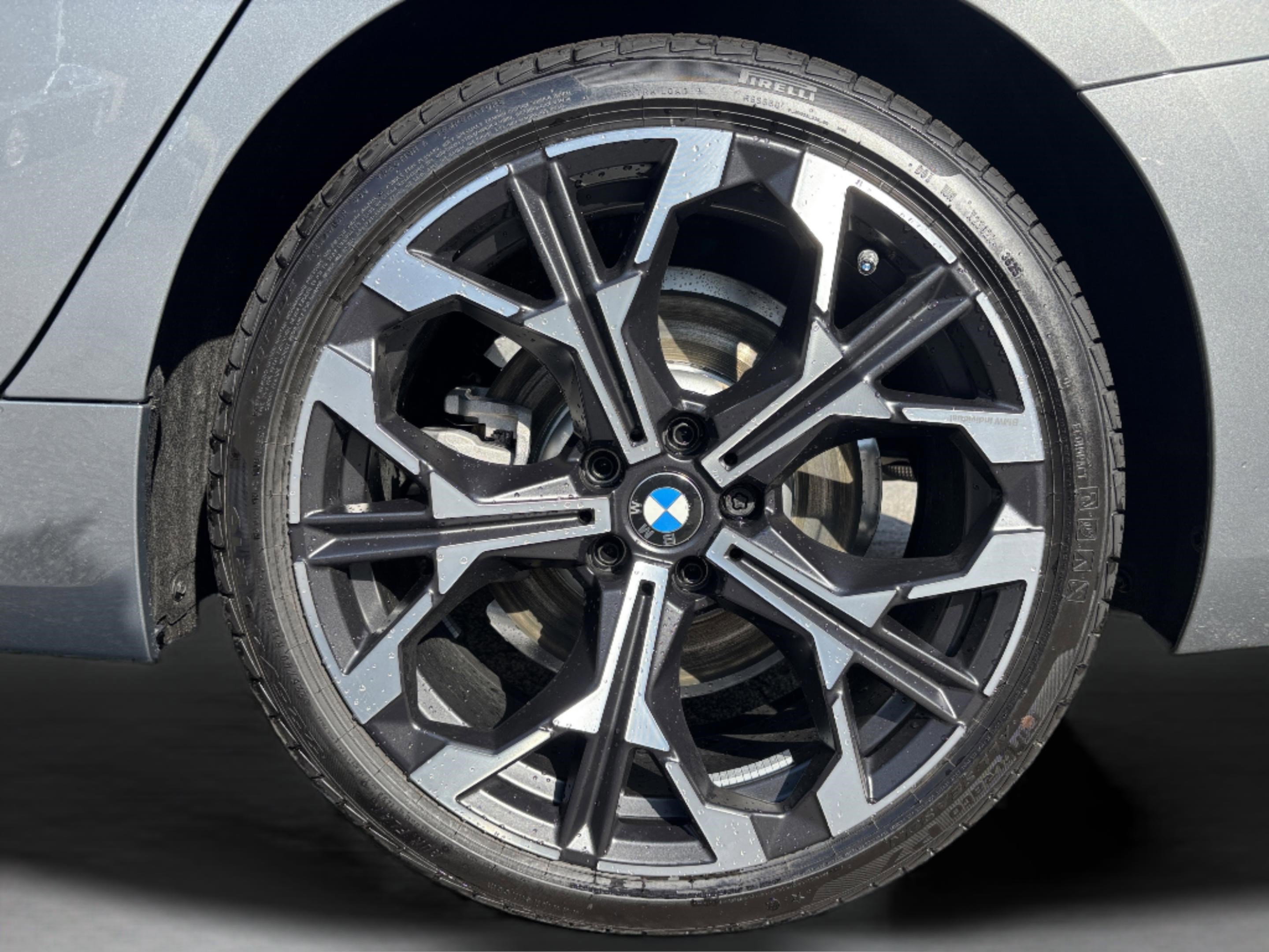 Used 2026 BMW 330i Sedan w/ Convenience Package image 8