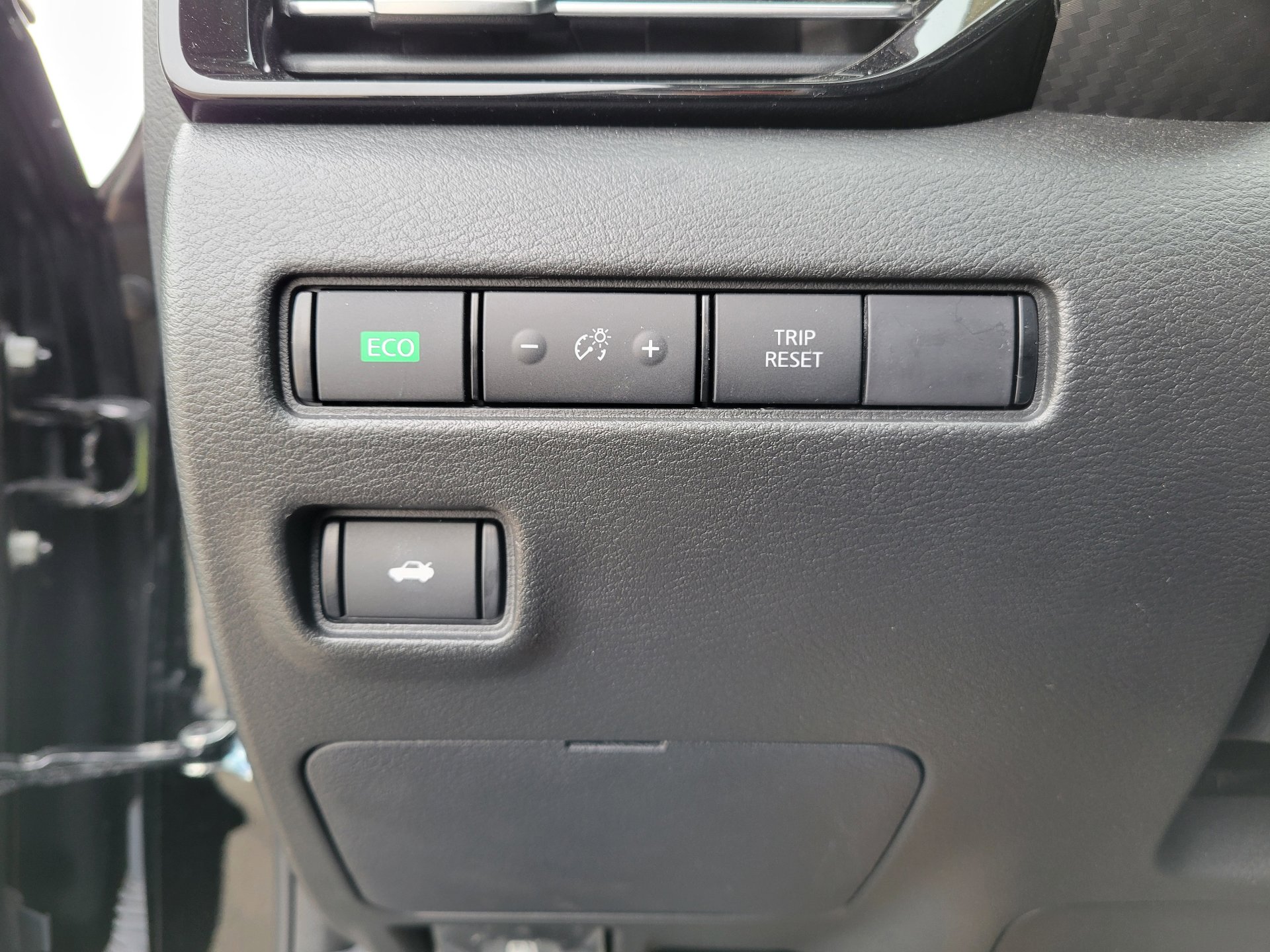 Certified 2023 Nissan Sentra SR w/ SR Premium Package image 20