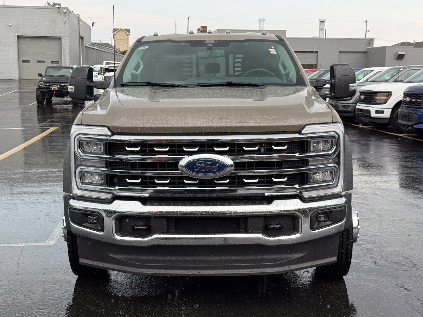 New 2026 Ford F550 4x4 Crew Cab image 10
