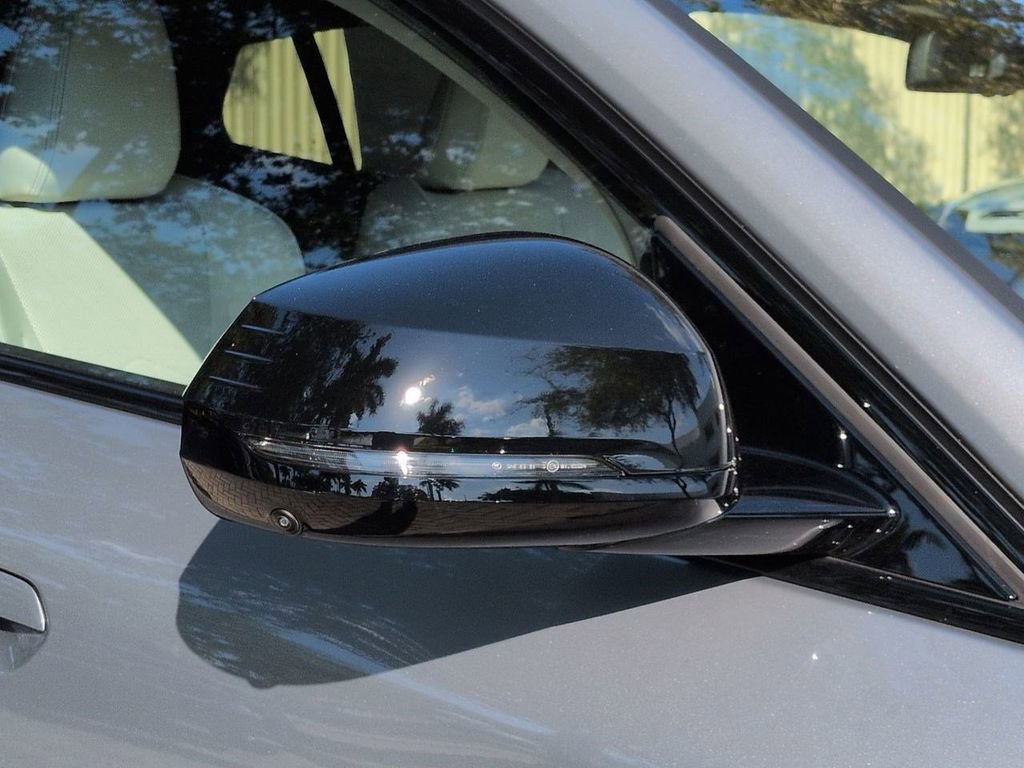 New 2026 BMW X2 xDrive28i w/ Technology Package image 12