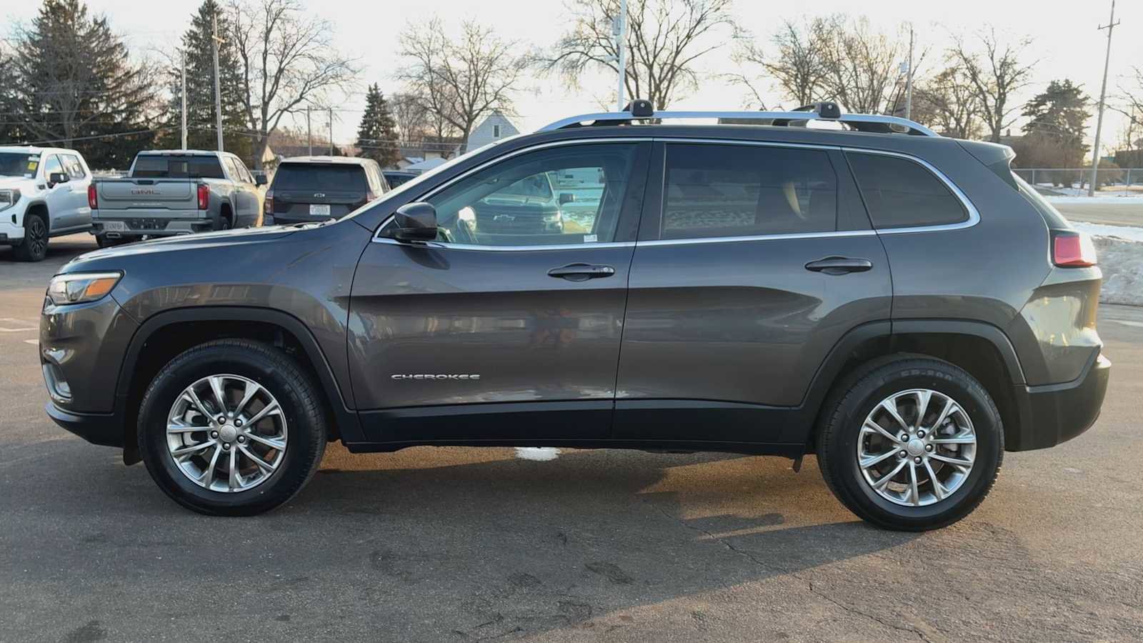 Used 2021 Jeep Cherokee Latitude Lux w/ Sun & Sound Group image 5