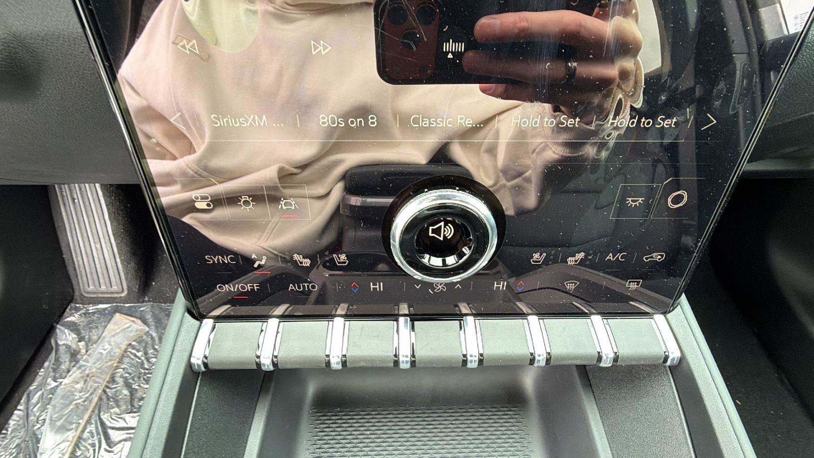 New 2026 GMC Terrain AT4 w/ Convenience Package III image 14