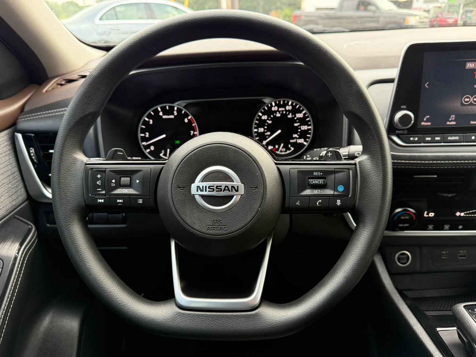 Used 2021 Nissan Rogue SV AWD/4WD image 28