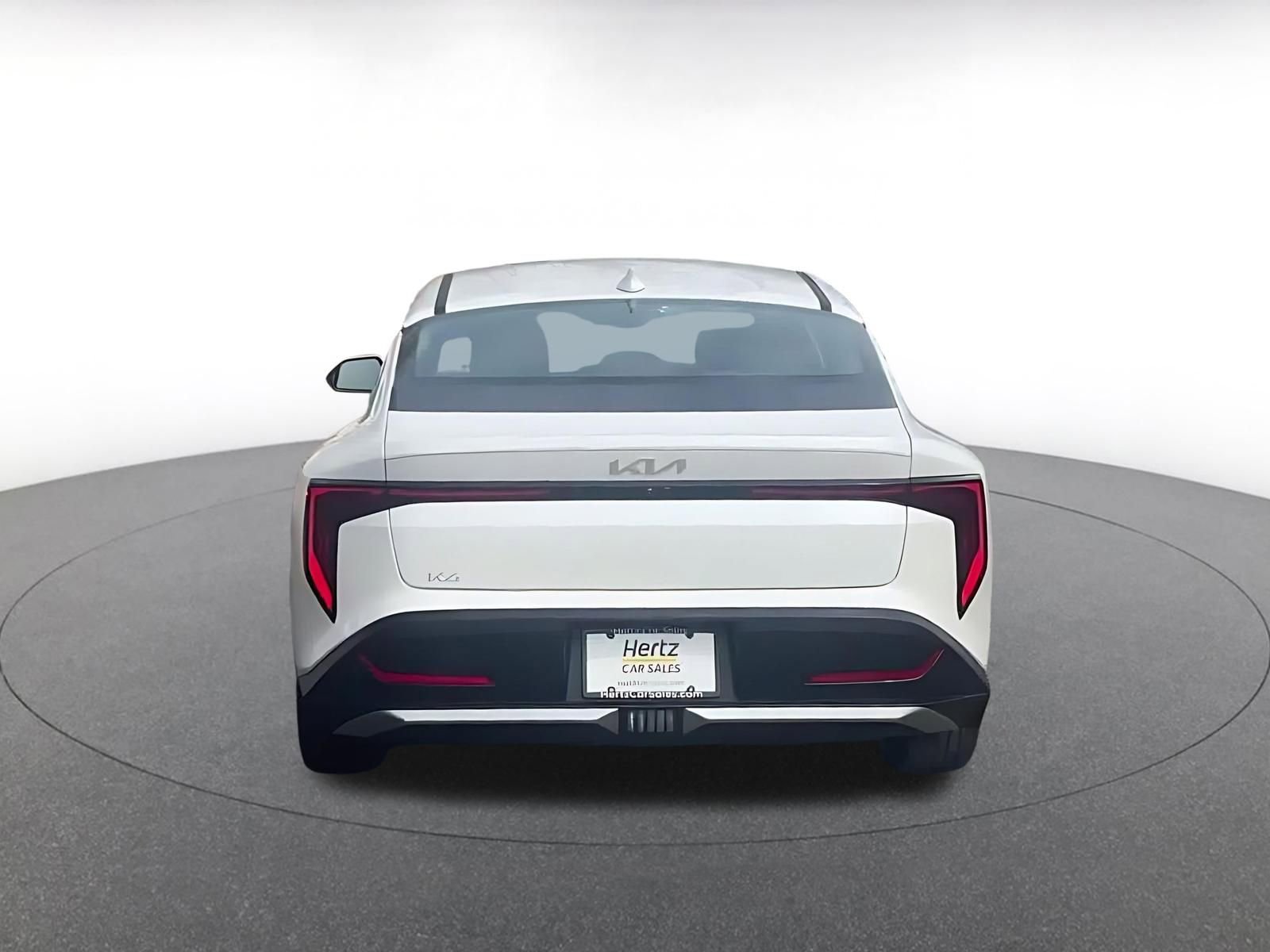 Used 2025 Kia K4 LXS image 12