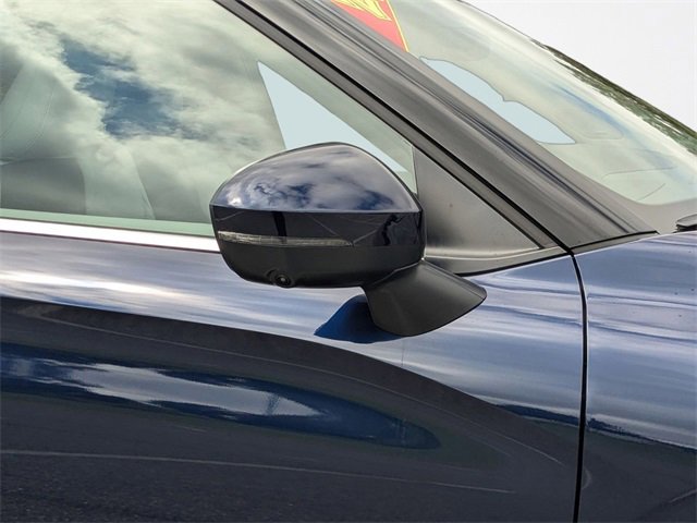 New 2025 Mitsubishi Outlander SE image 11