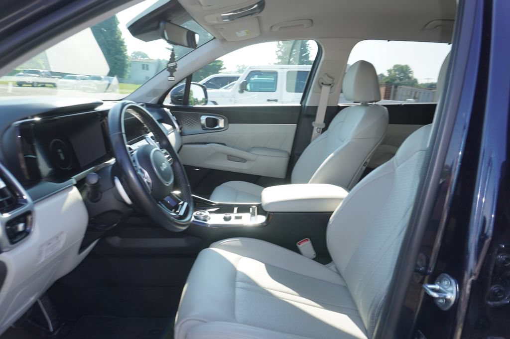 Used 2023 Kia Sorento SX Prestige AWD/4WD image 2