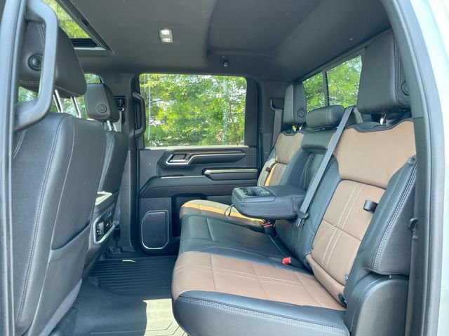 Used 2024 Chevrolet Silverado 2500 High Country w/ Technology Package AWD/4WD image 13