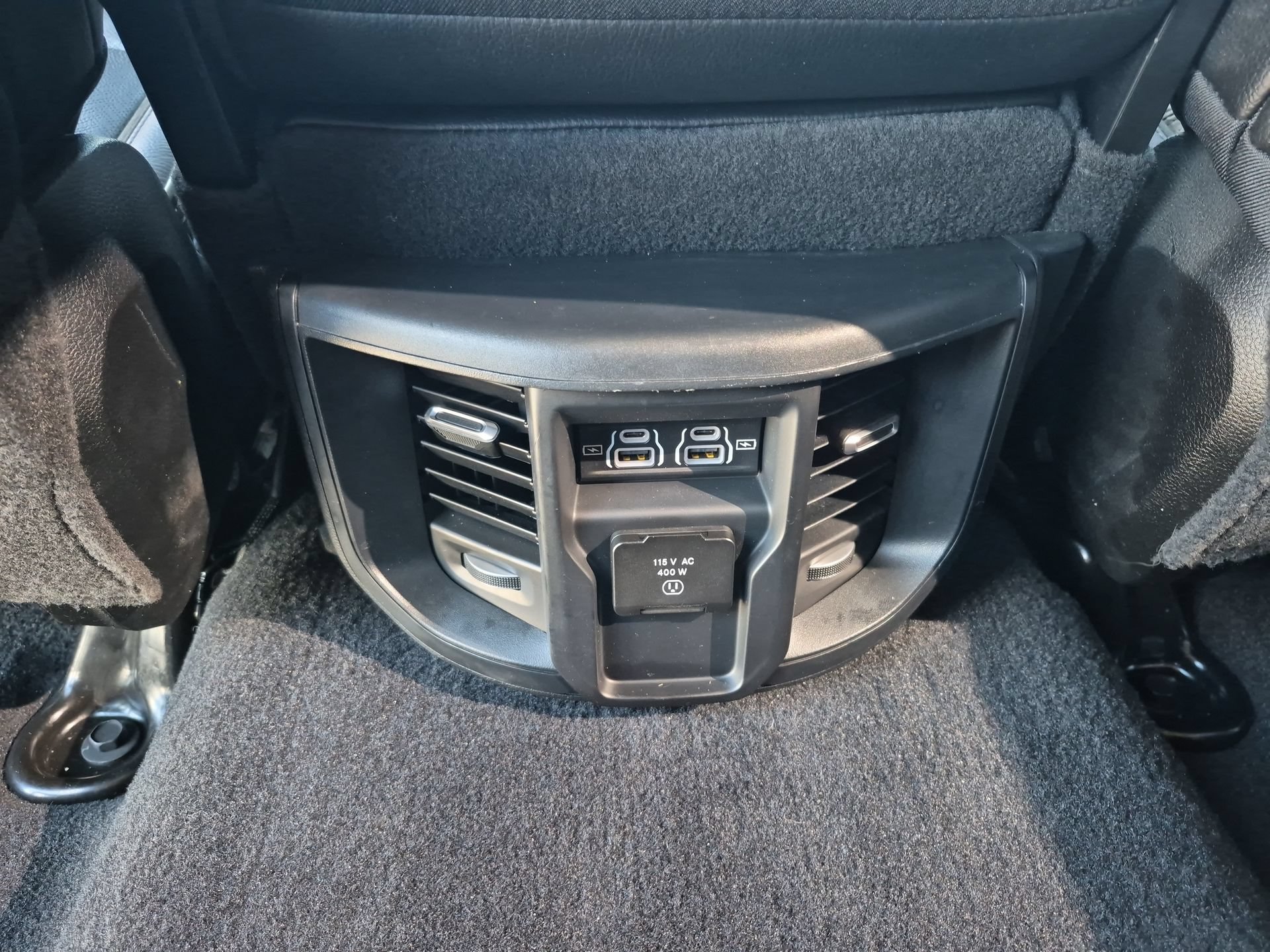 Used 2024 RAM 2500 Laramie w/ Safety Group AWD/4WD image 22