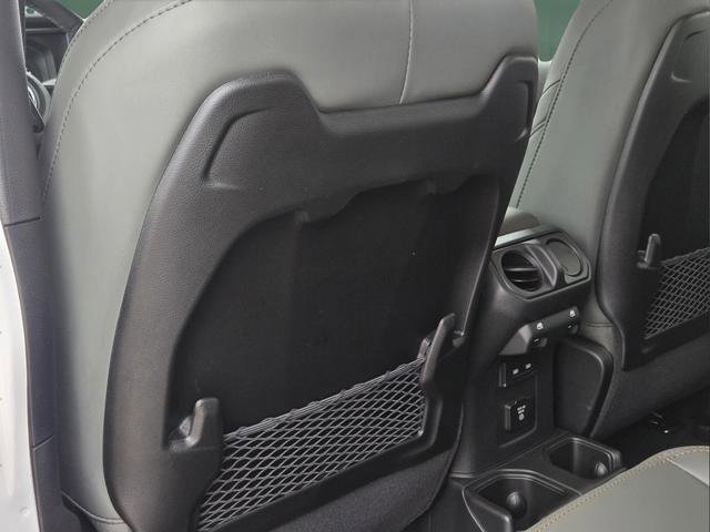 New 2026 Jeep Gladiator Mojave image 18