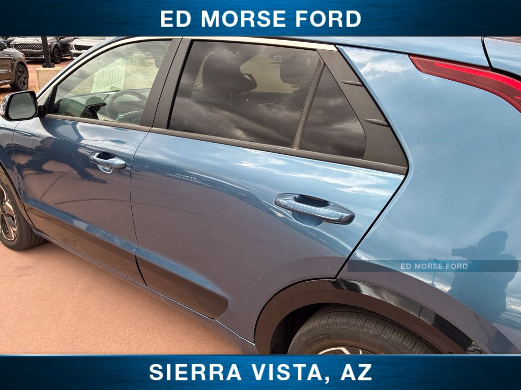 Certified 2023 Kia Niro Wind FWD image 11