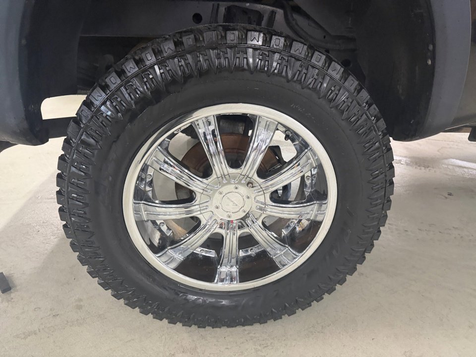 Used 2014 Nissan Titan PRO-4X image 26