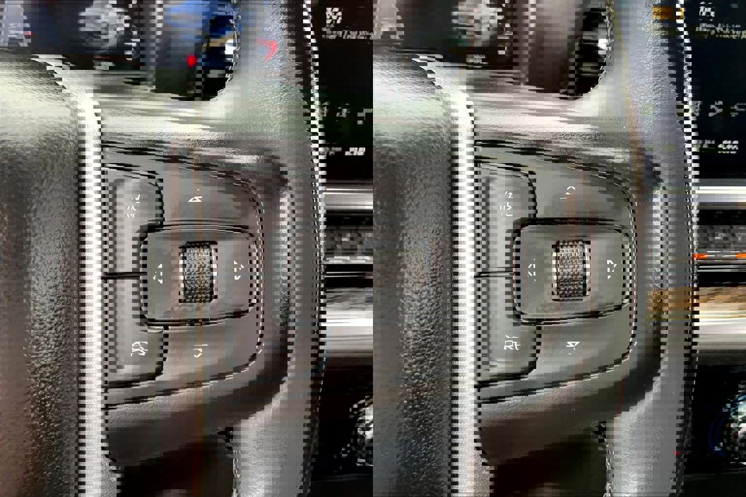 Used 2023 GMC Sierra 1500 Elevation image 25