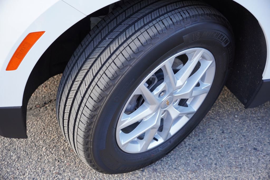 Certified 2024 Chevrolet Equinox LS w/ LS Convenience Package FWD image 13
