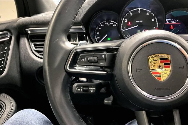 Used 2023 Porsche Macan Turbo AWD/4WD image 13