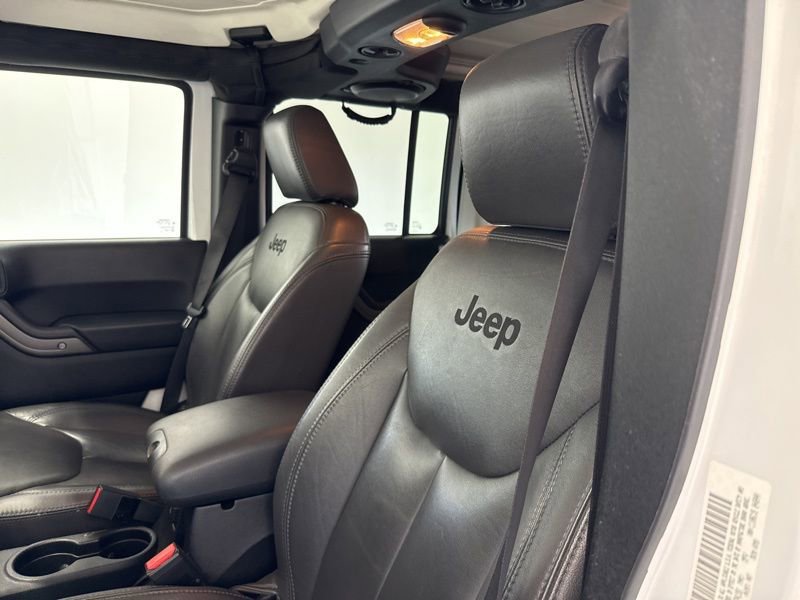 Used 2014 Jeep Wrangler Unlimited Sport w/ Quick Order Package 24S AWD/4WD image 20