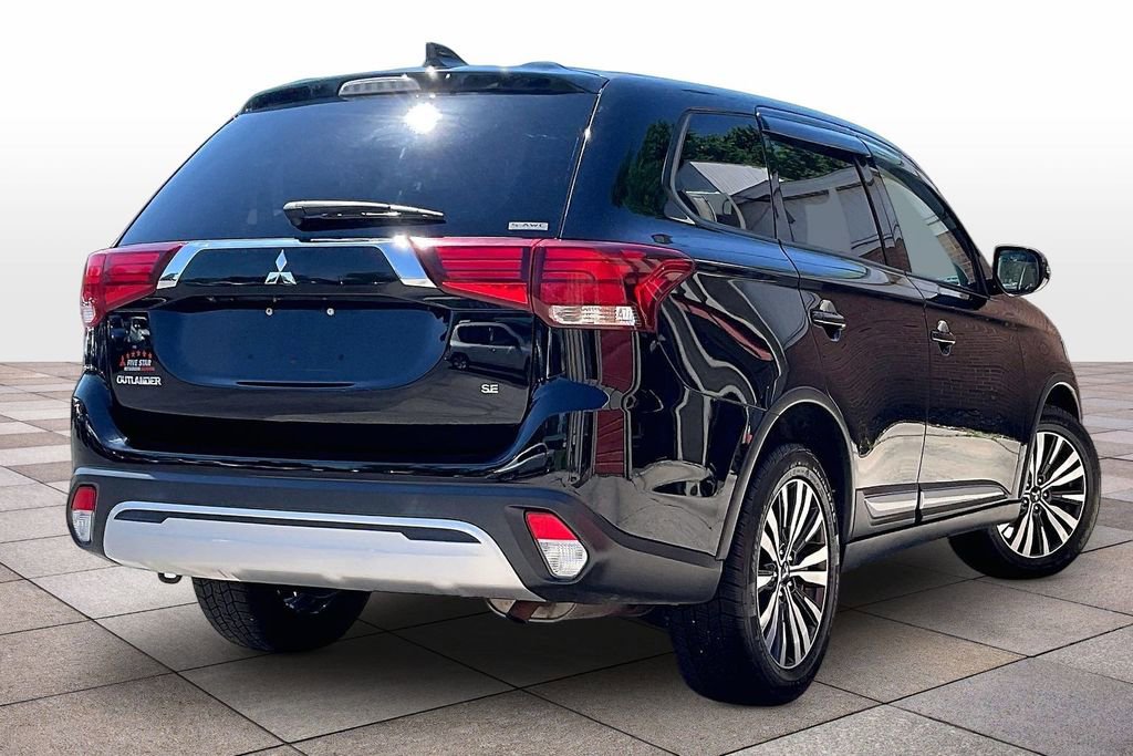 Used 2020 Mitsubishi Outlander SE AWD/4WD image 12