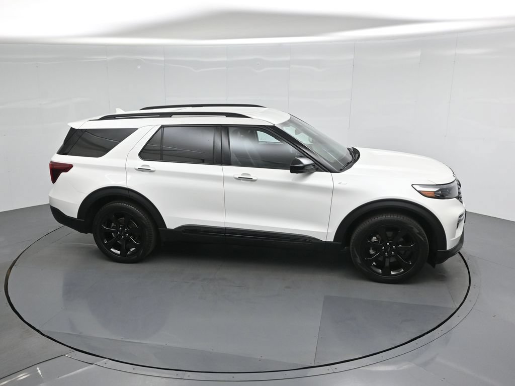 Certified 2023 Ford Explorer ST-Line w/ Class IV Trailer Tow Package RWD image 52