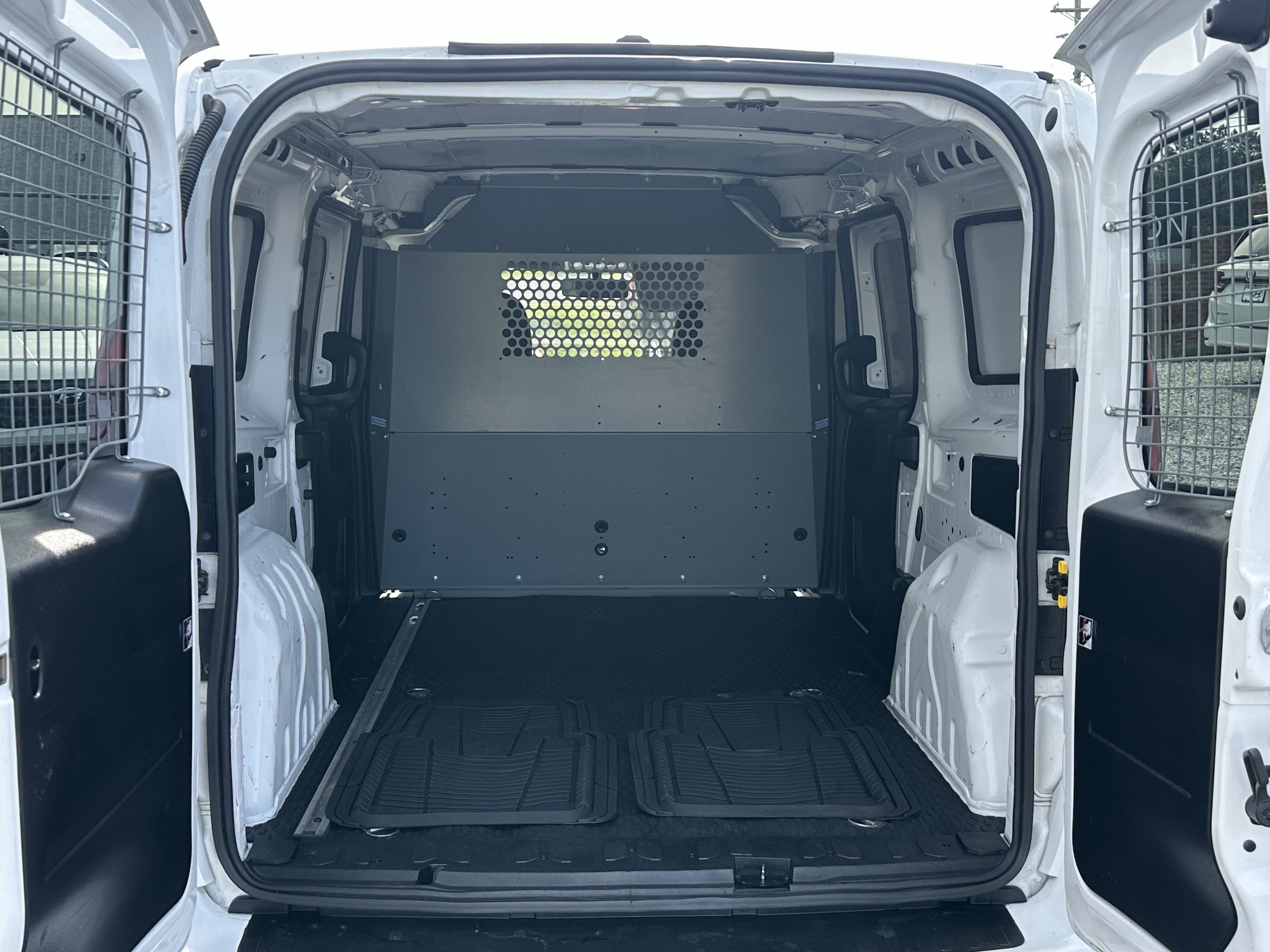 Used 2015 RAM ProMaster City Tradesman SLT w/ Rear Back-up Camera Group FWD image 18