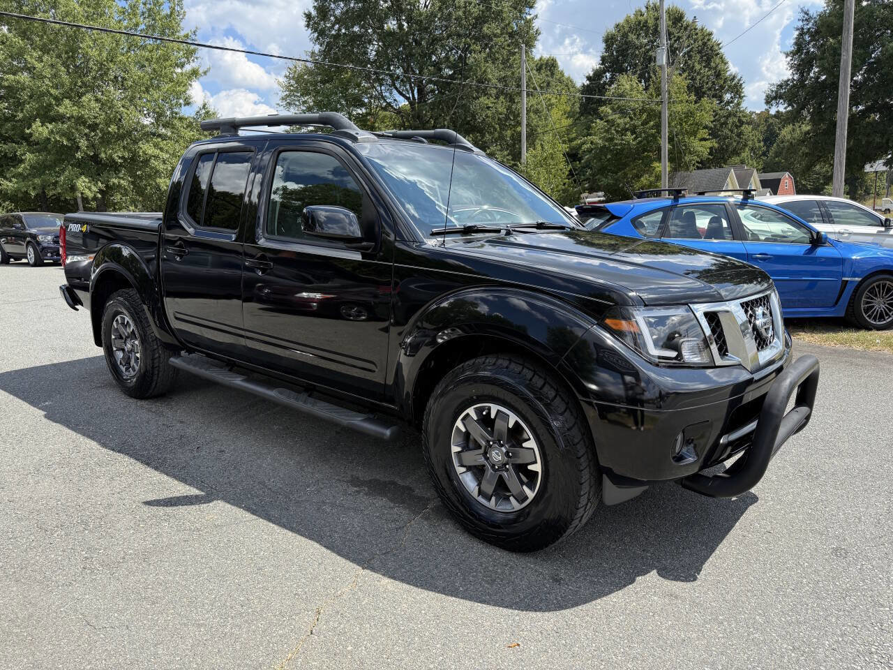 Used 2017 Nissan Frontier PRO-4X w/ Pro-4x Luxury Package image 4