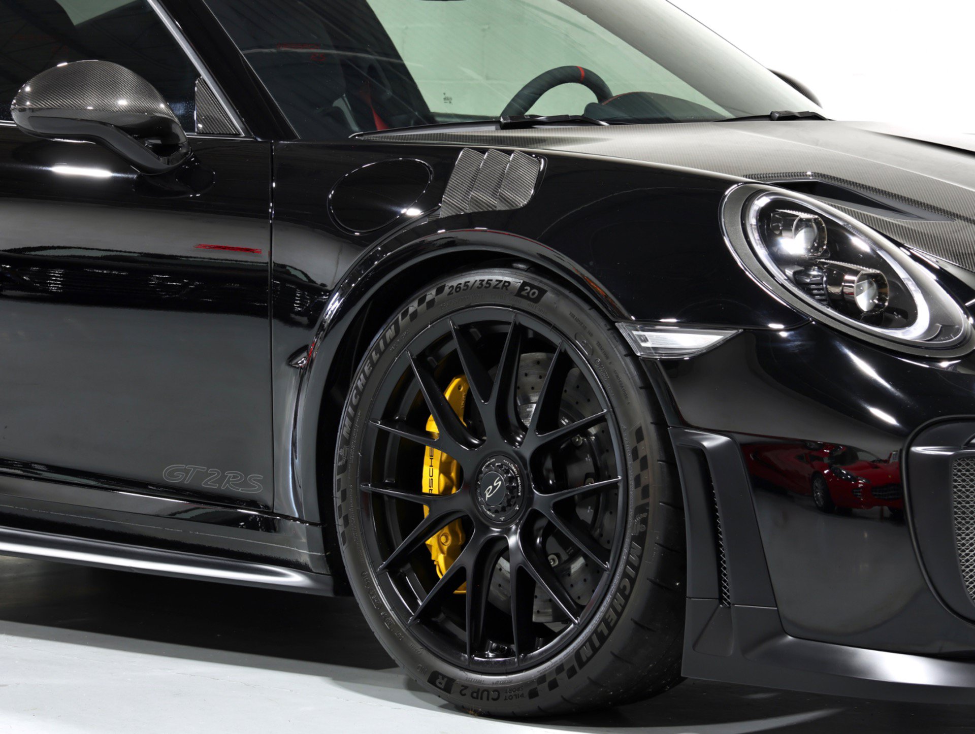 Used 2018 Porsche 911 GT2 RS RWD image 24