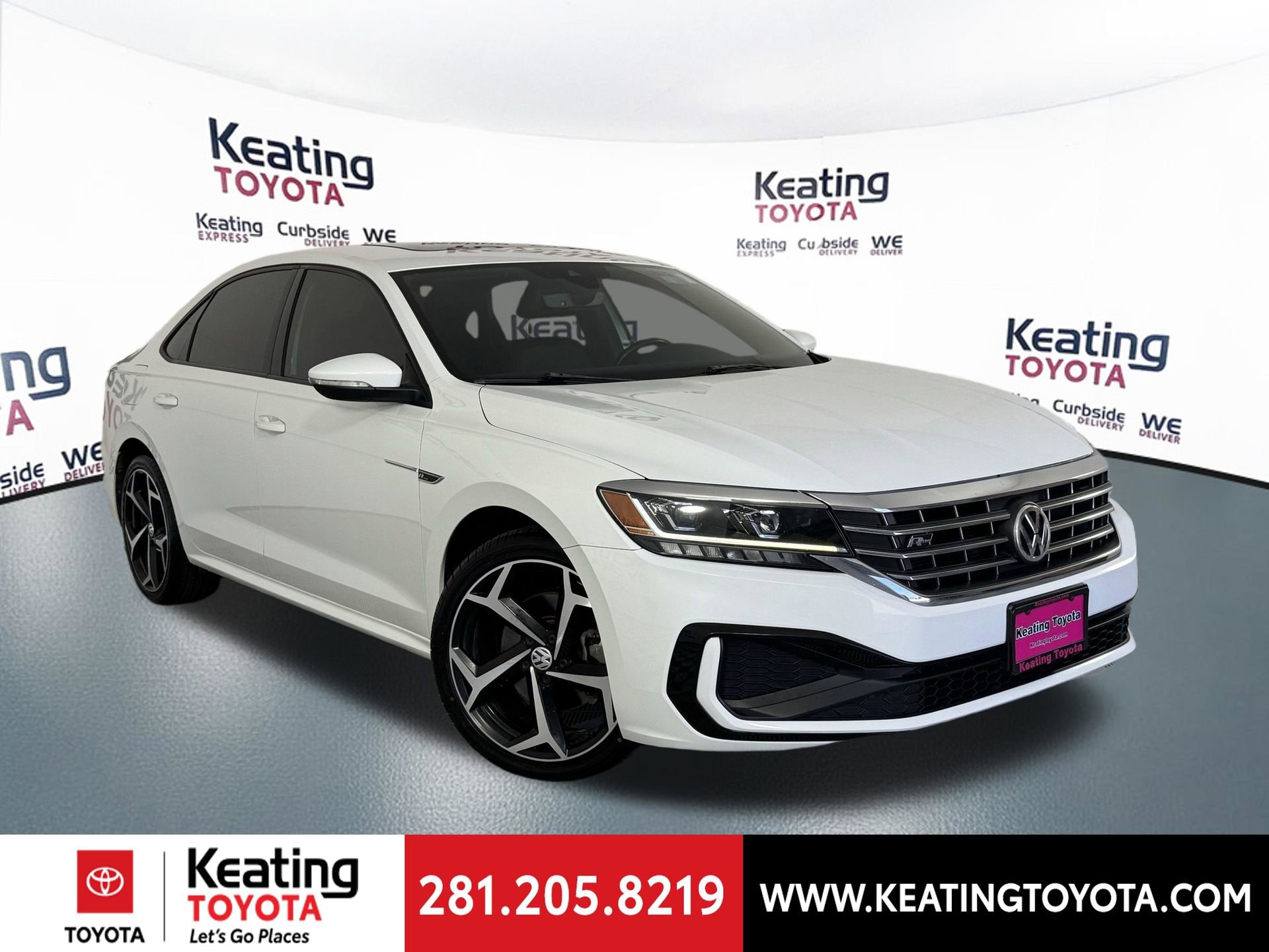 Used 2022 Volkswagen Passat 2.0T R-Line image 2