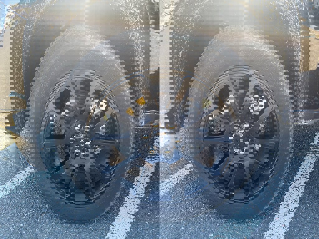 Used 2022 GMC Canyon Denali w/ Denali Black Edition Package image 2