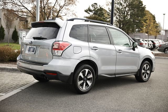Used 2017 Subaru Forester 2.5i Limited w/ Protection Package #2 image 7