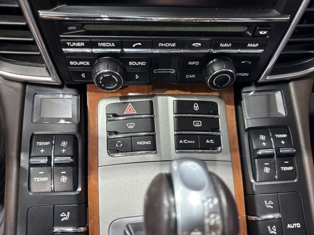 Used 2013 Porsche Panamera 4S image 67