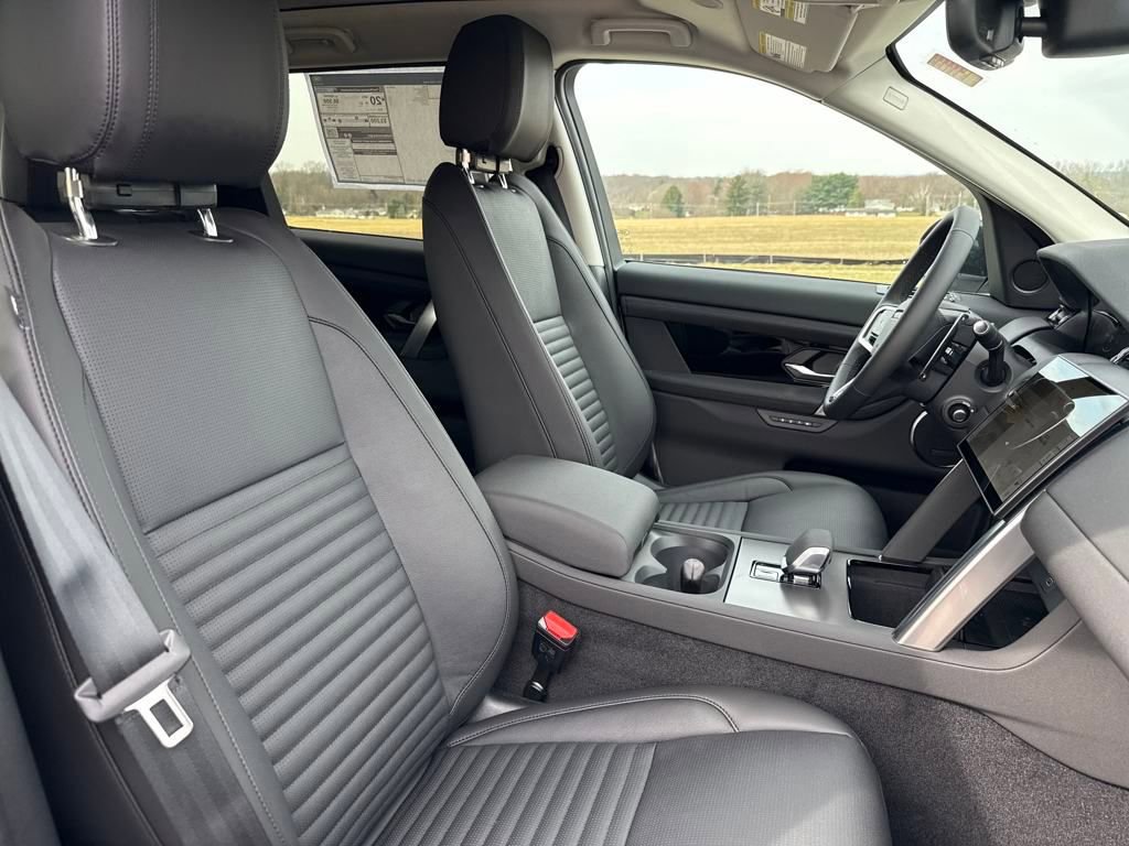 New 2025 Land Rover Discovery Sport S image 16
