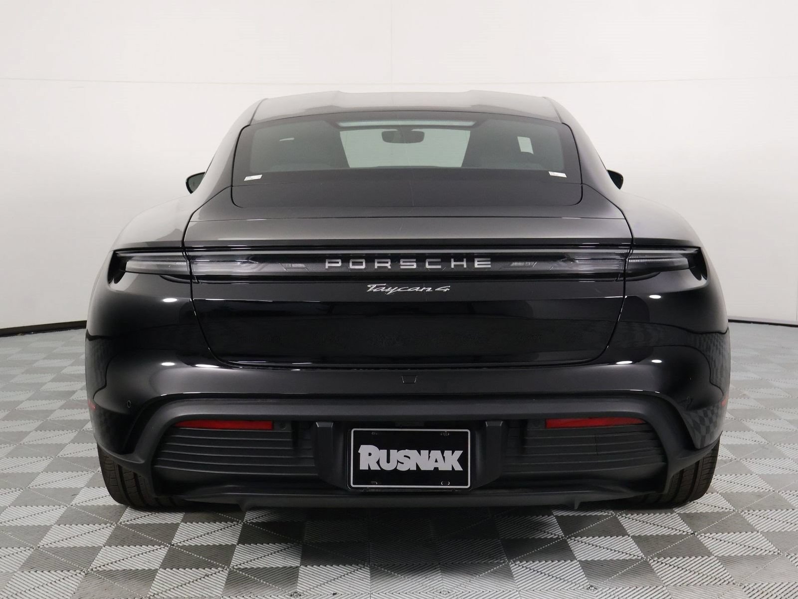 Certified 2026 Porsche Taycan AWD/4WD image 6