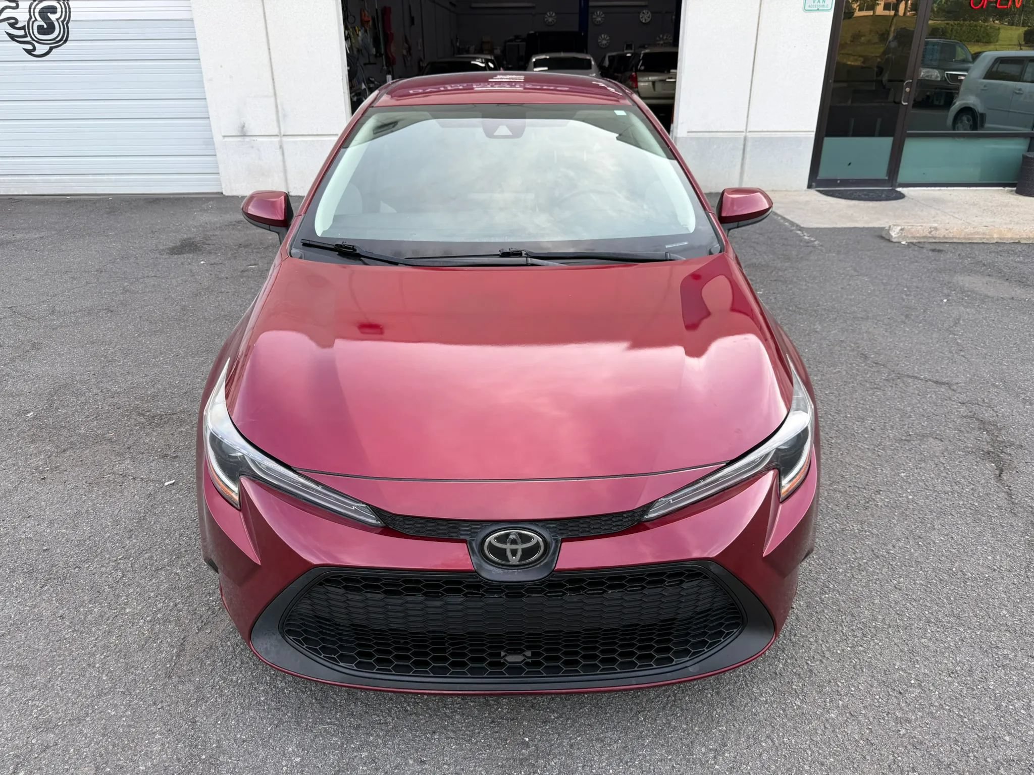Used 2022 Toyota Corolla LE FWD image 7