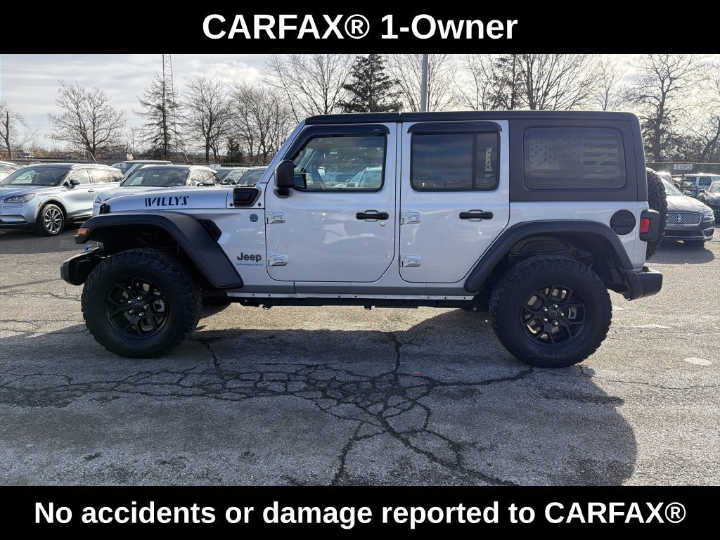 Used 2024 Jeep Wrangler Unlimited AWD/4WD image 3