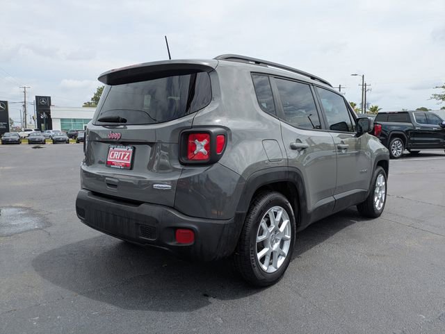 Used 2019 Jeep Renegade Latitude FWD image 5