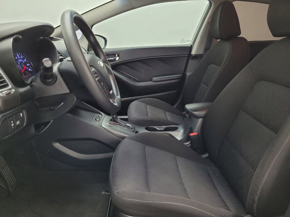 Used 2016 Kia Forte LX image 17
