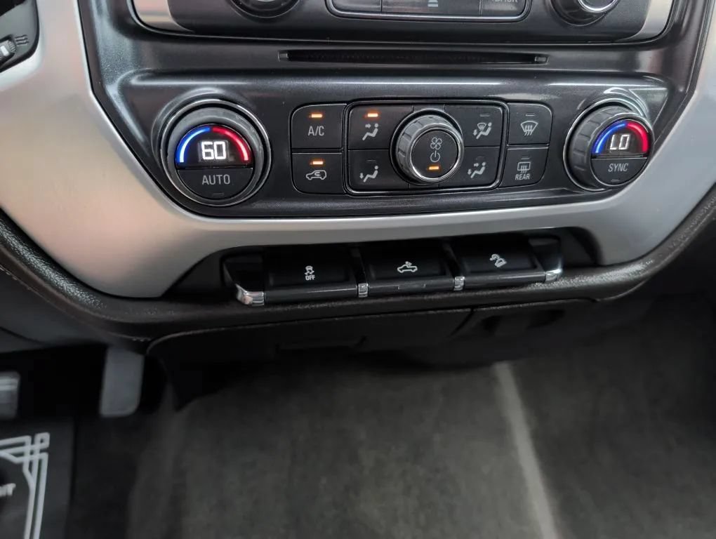 Used 2016 GMC Sierra 1500 SLE w/ SLE Value Package AWD/4WD image 16