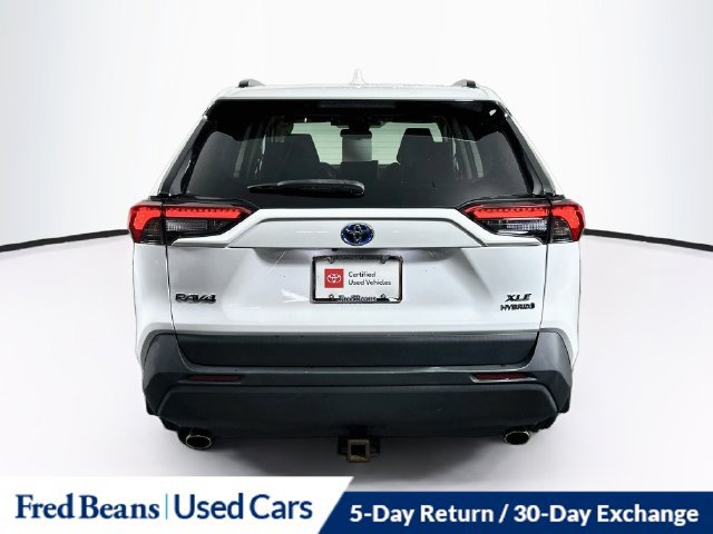 Used 2022 Toyota RAV4 XLE AWD/4WD image 9