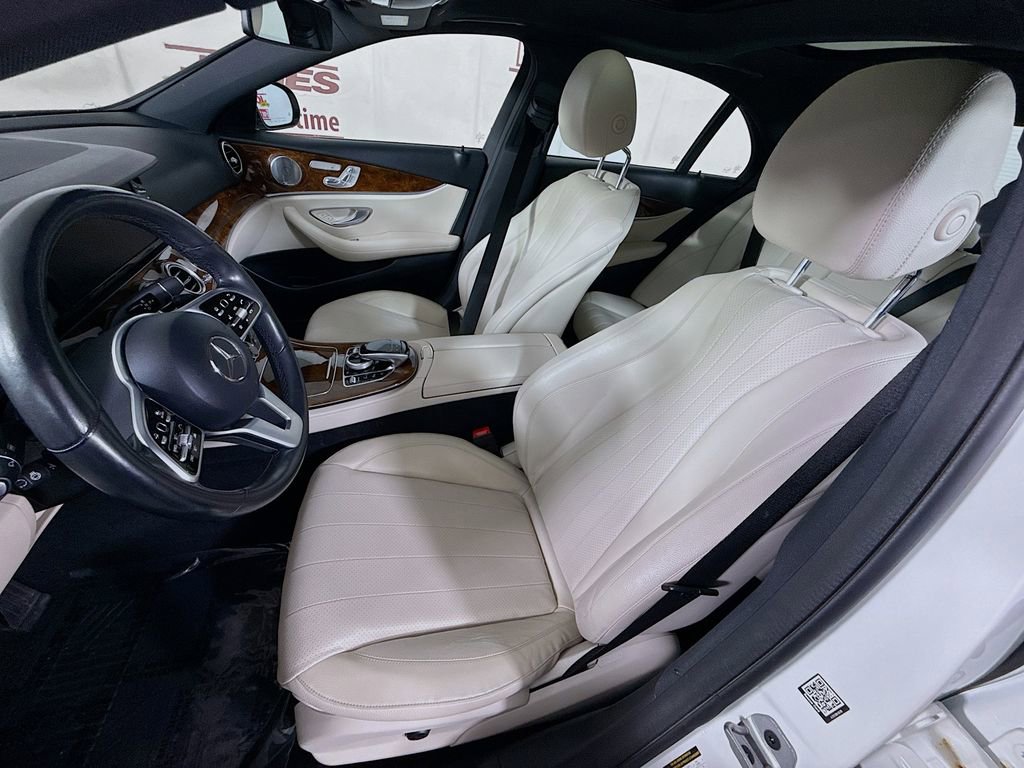 Used 2019 Mercedes-Benz E 300 4MATIC image 27
