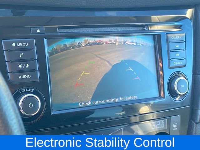 Used 2020 Nissan Rogue SV image 8