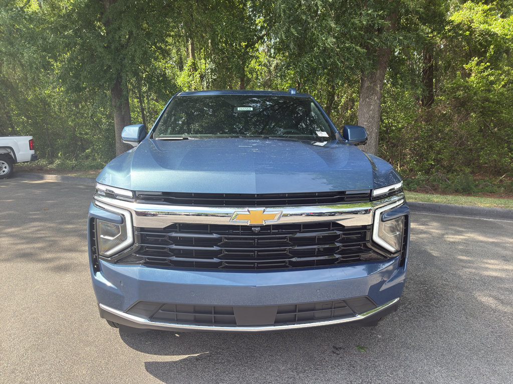 New 2026 Chevrolet Suburban LS image 2