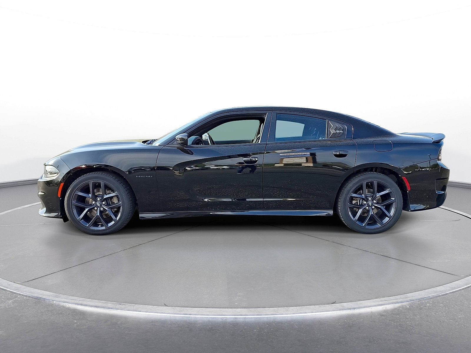 Used 2021 Dodge Charger R/T w/ Plus Group RWD image 5