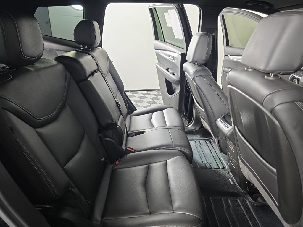 Used 2023 Cadillac XT6 Luxury FWD image 40
