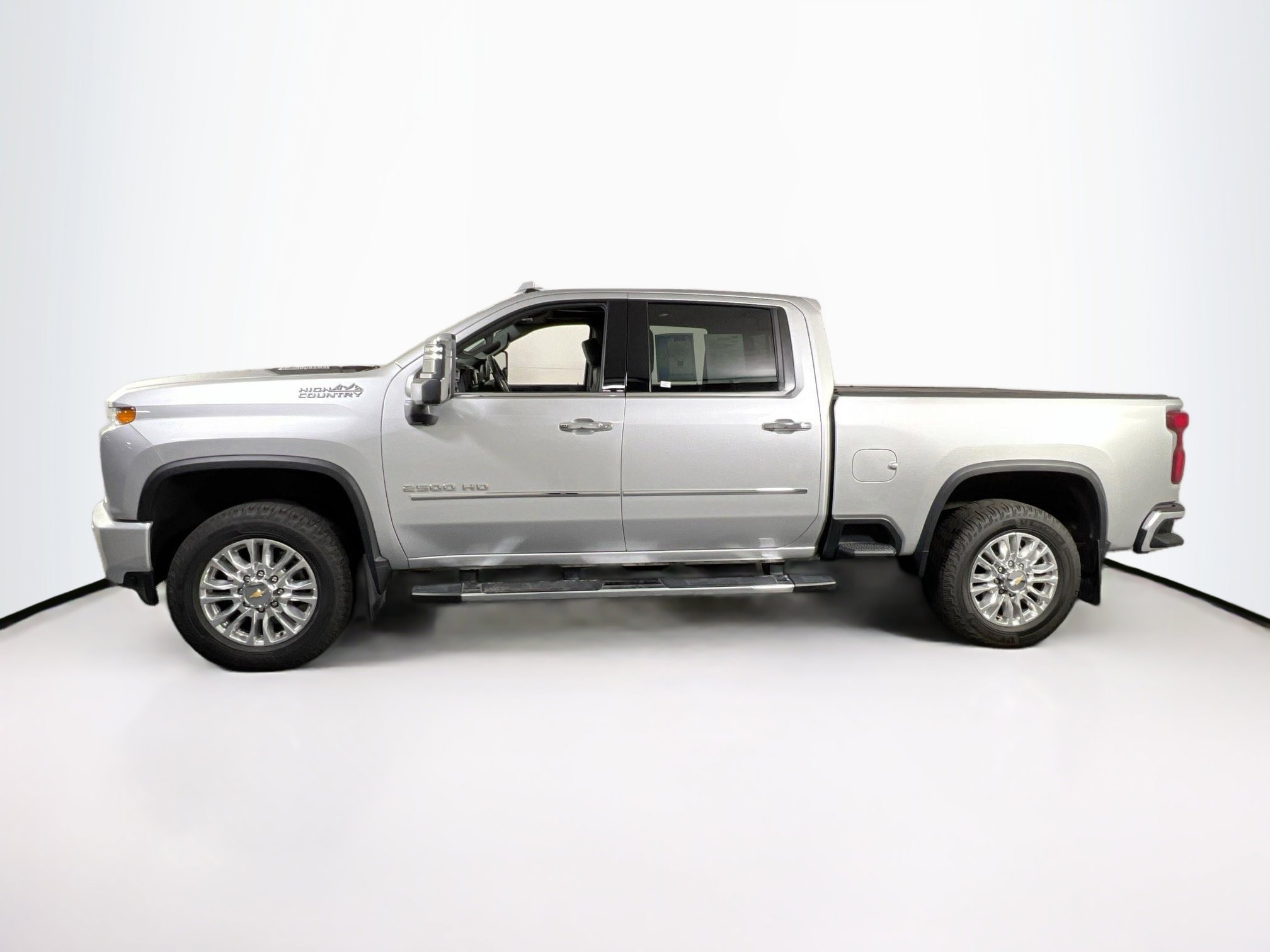Used 2022 Chevrolet Silverado 2500 High Country w/ Z71 Off-Road Package AWD/4WD image 8