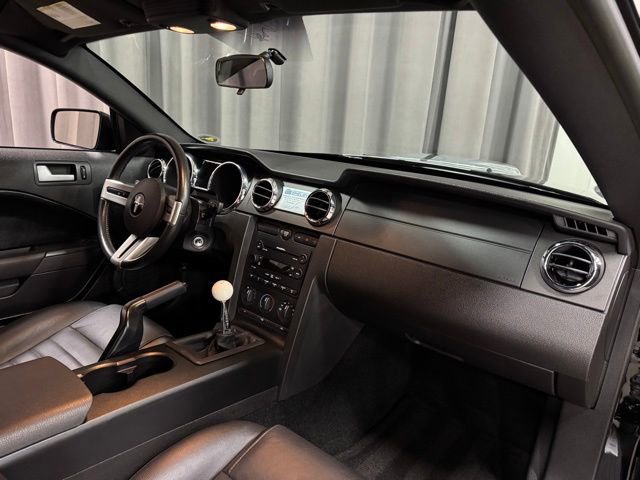 Used 2007 Ford Mustang GT RWD image 9