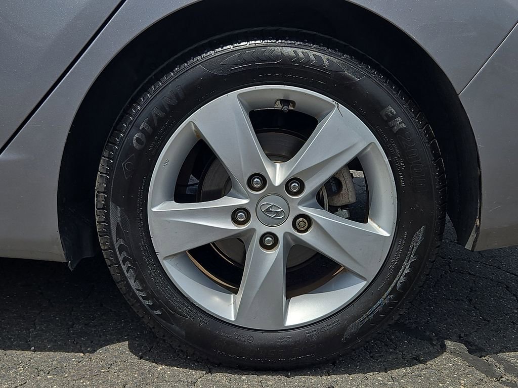 Used 2011 Hyundai Elantra GLS w/ Preferred Equipment Pkg 3 FWD image 10