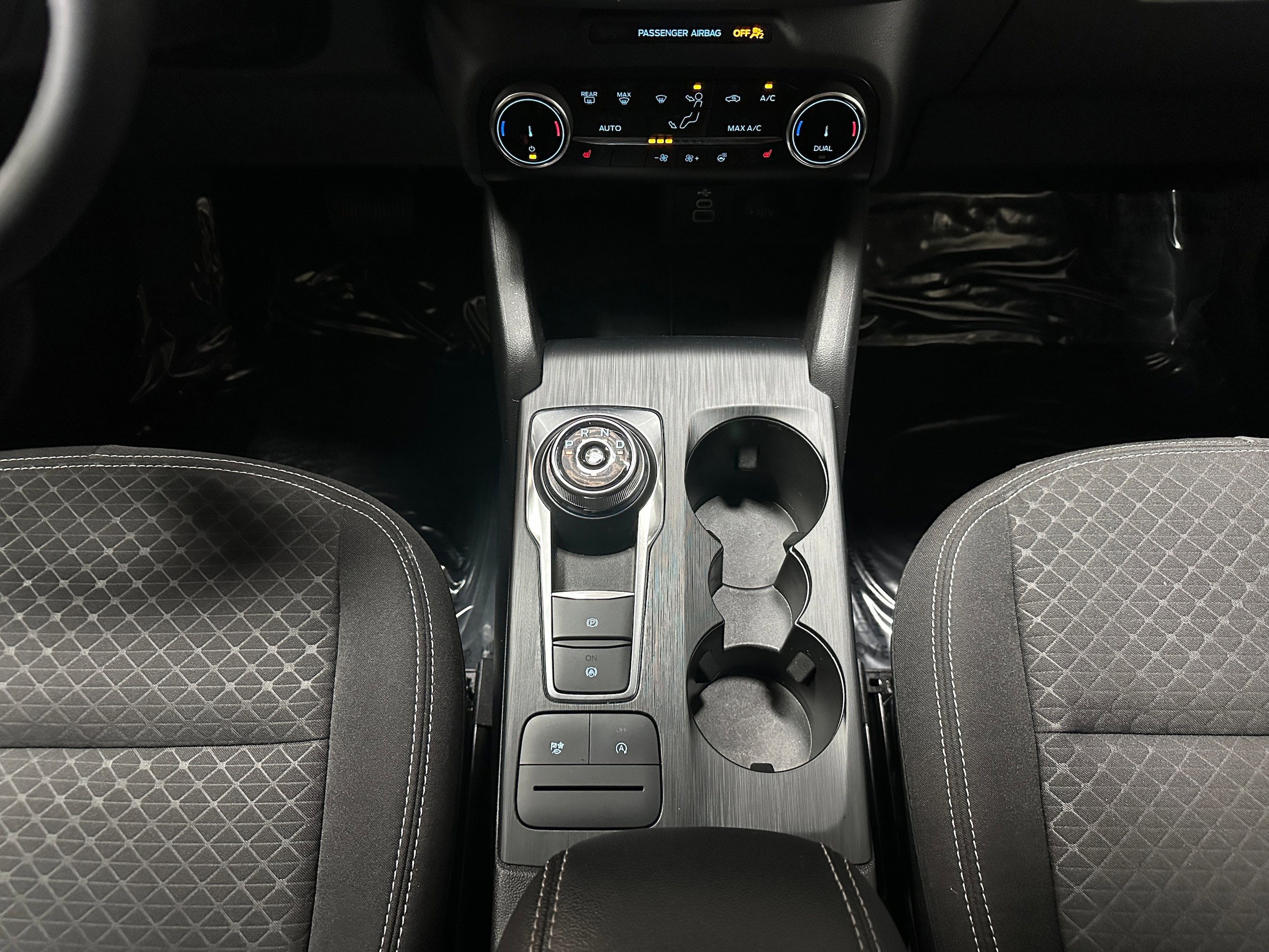 Certified 2024 Ford Escape Active AWD/4WD image 23