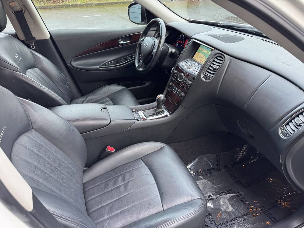 Used 2010 INFINITI EX35 Journey image 17