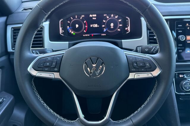 Certified 2023 Volkswagen Atlas Cross Sport SE w/ Black Wheel Package image 23
