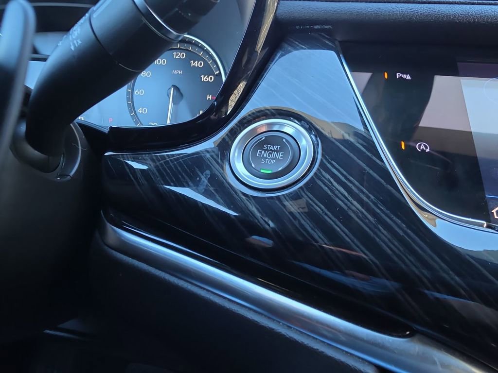 Certified 2023 Cadillac XT6 Premium Luxury image 17